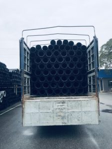Hình ảnh: Xe xếp hàng tại nhà máy